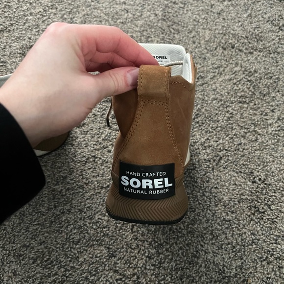 Sorel boots - Picture 5 of 7
